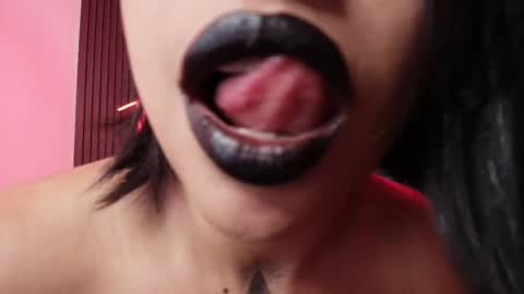 Snapshot of arianna__smith_ chatting on 09-18-25, 09:17 Arianna online show from 09-18-25, 09:17