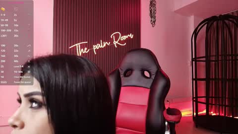 Snapshot of arianna__smith_ chatting on 09-21-25, 11:45 Arianna online show from 09-21-25, 11:45