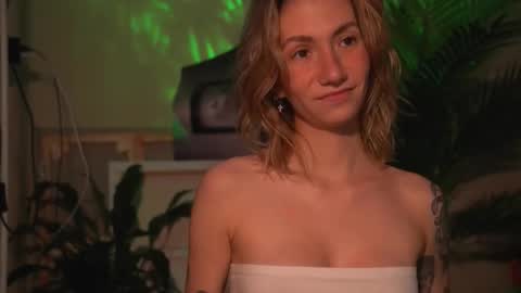 Olivka online show from 11-09-25, 06:44