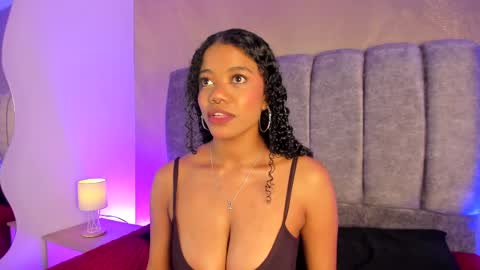 arianna_roxe_ online show from 06-04-26, 05:24
