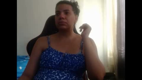 Snapshot of ariannaloovel chatting on 10-15-25, 04:18 ariannaloovel online show from 10-15-25, 04:18