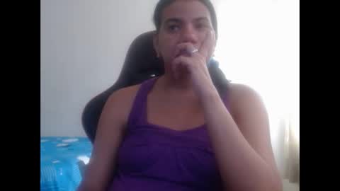 Snapshot of ariannaloovel chatting on 10-24-25, 04:58 ariannaloovel online show from 10-24-25, 04:58