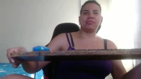 Snapshot of ariannaloovel chatting on 11-14-25, 06:06 ariannaloovel online show from 11-14-25, 06:06