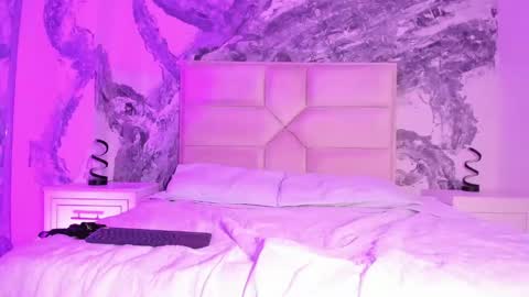 AriannaROux online show from 01-16-25, 04:50
