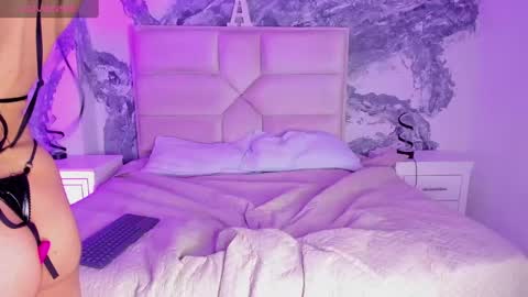 AriannaROux online show from 01-22-25, 04:34