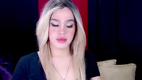 ARIANNE CUMS  online show from 01-04-25, 06:41
