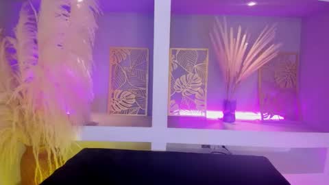 ariarusso_ online show from 02-01-26, 05:33