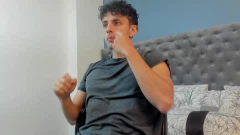 Snapshot of ariasaadeh chatting on 09-28-25, 11:59 ariasaadeh online show from 09-28-25, 11:59