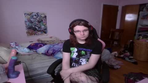 Ariathebrat online show from 04-29-26, 09:10