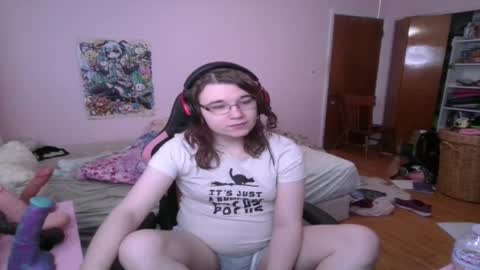 Ariathebrat online show from 05-08-26, 09:20