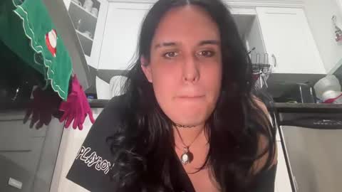 Aria online show from 01-06-25, 05:41