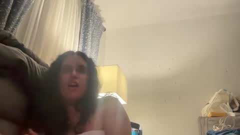 Aria online show from 02-18-25, 04:26