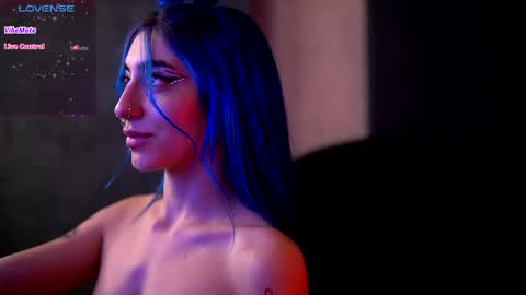 Aria  online show from 03-11-25, 11:48