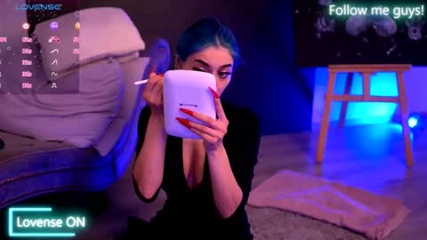 Aria  online show from 10-11-25, 09:13