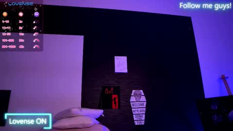 Aria  online show from 10-23-25, 09:35