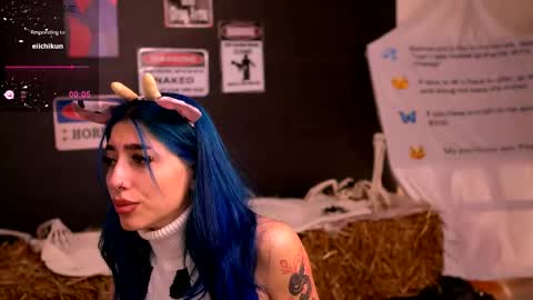 Aria  online show from 10-30-25, 10:54