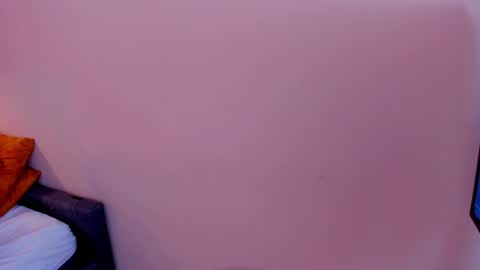 Snapshot of ariblake chatting on 05-11-26, 04:04 Ari and Aiden online show from 05-11-26, 04:04