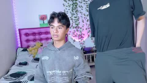 ariel_adan online show from 05-08-26, 08:03