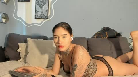 ariel_andcharlotte online show from 06-08-26, 05:57