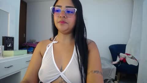 daniella online show from 09-11-25, 02:00