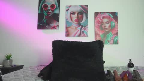 ariela milf online show from 09-13-25, 03:50