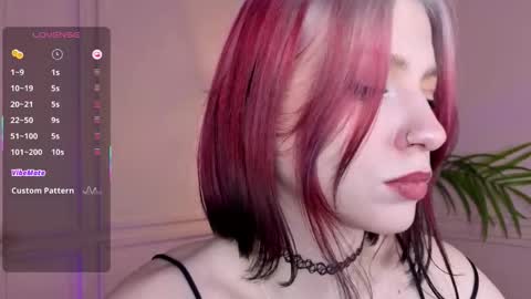 Ariel online show from 11-08-25, 01:55