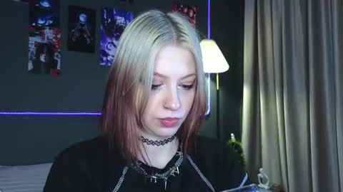 Ariel online show from 01-15-26, 01:37