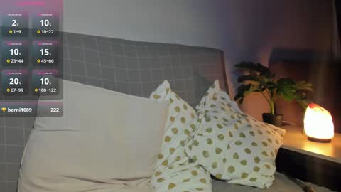 Ariel online show from 12-23-24, 12:03