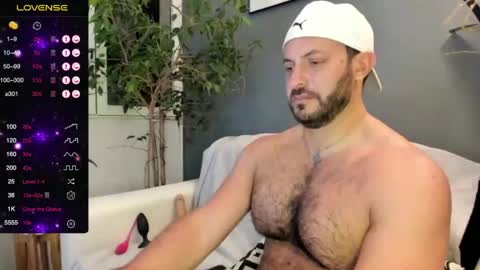 Ariel online show from 01-31-25, 02:48