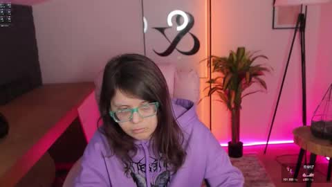 Snapshot of ariell_mini chatting on 02-26-26, 07:24 Ariell Mini online show from 02-26-26, 07:24