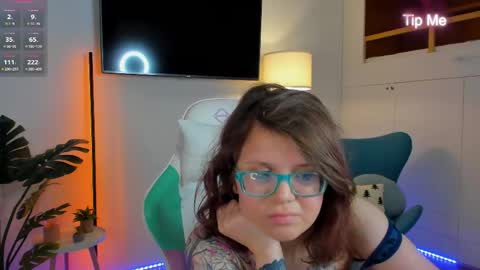 Ariell Mini online show from 05-08-26, 11:37