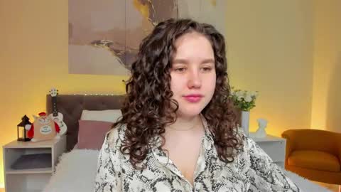 Ariella GTM3  Tue Wed Thu Fri Sat  0400 am-1030pm online show from 03-12-25, 01:14