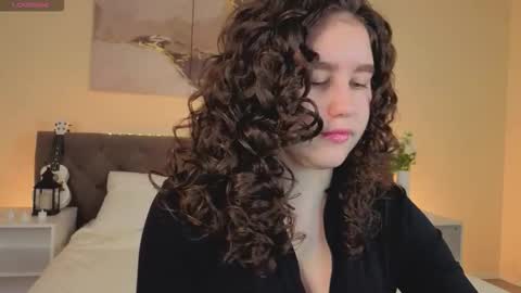 Ariella GTM3  Tue Wed Thu Fri Sat  0400 am-1030pm online show from 11-14-25, 01:15