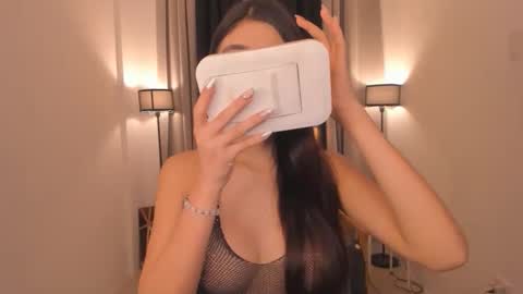 Snapshot of ariellaarida69 chatting on 04-12-26, 11:32 MIRA GREYSON online show from 04-12-26, 11:32