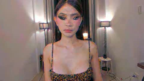 Snapshot of ariellaarida69 chatting on 04-26-26, 10:07 MIRA GREYSON online show from 04-26-26, 10:07