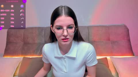 Ariella online show from 12-18-24, 01:26