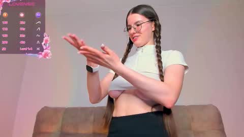 Ariella online show from 01-13-26, 04:40