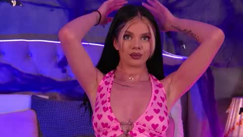 Snapshot of ariellsweety chatting on 10-25-25, 05:08 Ariell online show from 10-25-25, 05:08