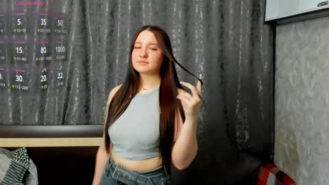 Hello im Lia online show from 04-06-26, 05:58