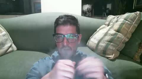 Snapshot of arielsinho chatting on 05-26-26, 03:02 Anon online show from 05-26-26, 03:02