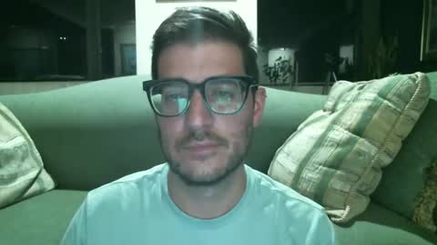 Snapshot of arielsinho chatting on 05-27-26, 05:04 Anon online show from 05-27-26, 05:04