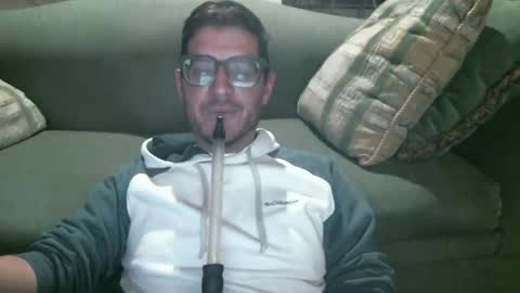 Snapshot of arielsinho chatting on 06-07-26, 05:00 Anon online show from 06-07-26, 05:00