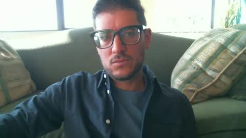 Snapshot of arielsinho chatting on 06-24-26, 01:32 Anon online show from 06-24-26, 01:32