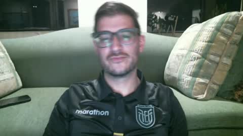 Snapshot of arielsinho chatting on 06-26-26, 02:16 Anon online show from 06-26-26, 02:16