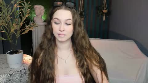 Snapshot of arielsykes chatting on 03-04-26, 11:00 arielsykes online show from 03-04-26, 11:00