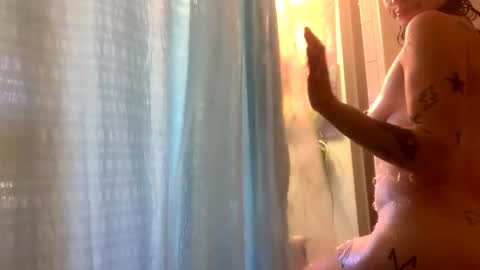 ariel  colin when hes here online show from 12-19-24, 01:40