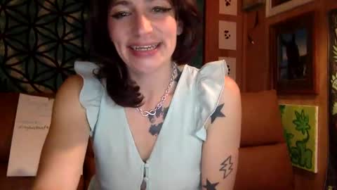 ariel  colin when hes here online show from 01-05-25, 11:22