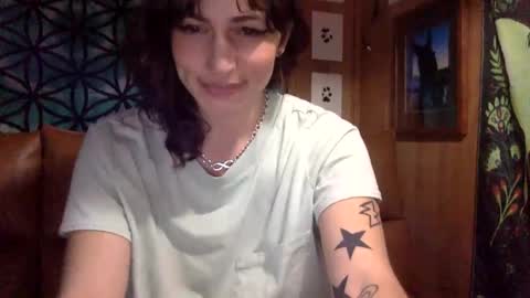 ariel  colin when hes here online show from 02-16-25, 03:16