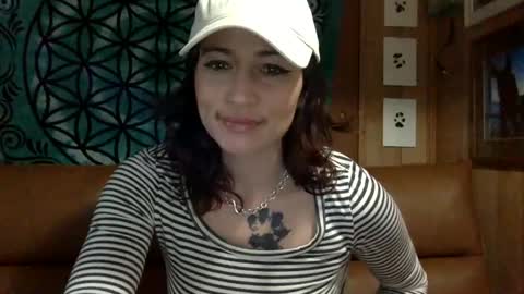 ariel  colin when hes here online show from 02-25-25, 02:22