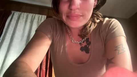 ariel  colin when hes here online show from 09-22-25, 09:06